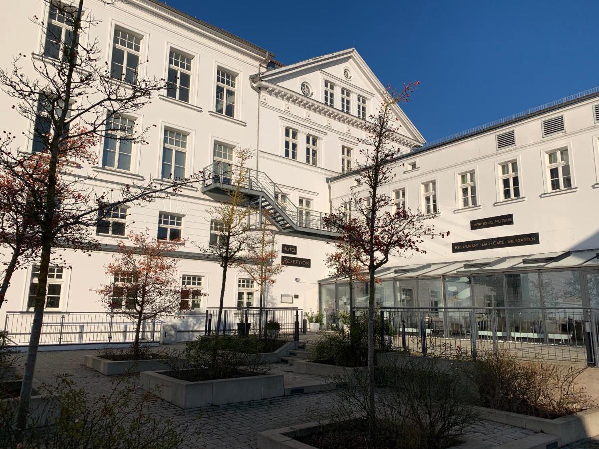 Parkhotel Putbus - Renoviert Seit Februar 2025 Exterior photo