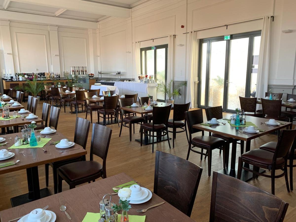 Parkhotel Putbus - Renoviert Seit Februar 2025 Exterior photo